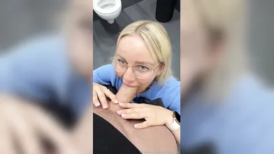 Nice Blowjob Ends With Oral Creampie