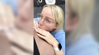 Nice Blowjob Ends With Oral Creampie