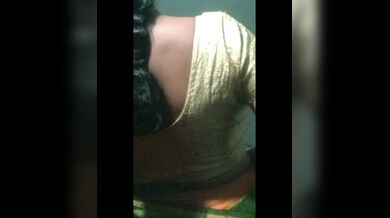 Bhabhi dress change