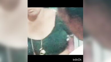 Village bhabhi saree change