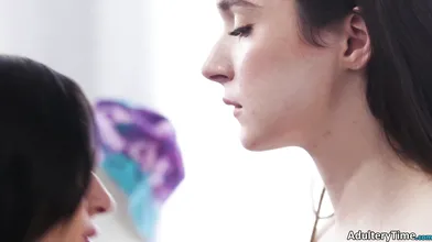 Cousins Hazel Moore And Alexa Chains Have Lesbian Sex With Steparents
