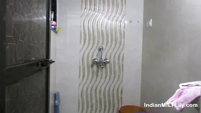 Licking Armpit Shave Fetish Indian MILF Lily Porn