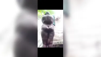 Black beauty vinitha ooty sexy figure nude show