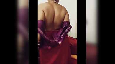 Aunty sexy dress change