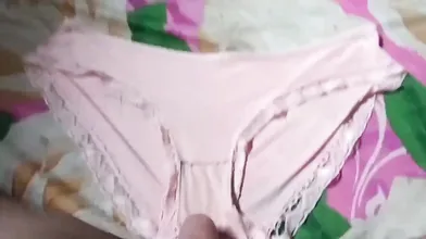 MARLBOROQUEENSEX - NGOCOK CELANA DALAM PINK