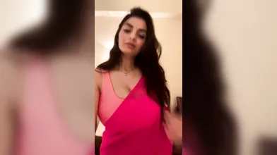 Anveshi Jain Hot Saree Live Navel