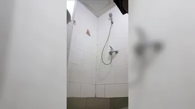 Voyeur Indonesia Casting Model Changing Room And Bathroom - 14