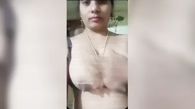 Tamil beautiful aunty 3