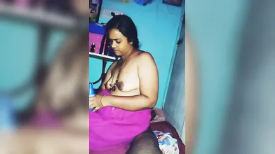 Tamil housewife Abi show her boobs