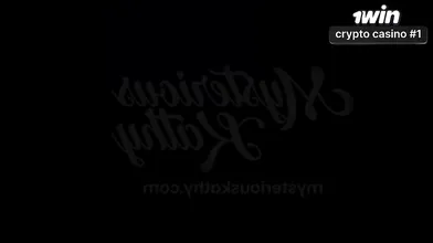 Hot Latina Babe Twerking and Dancing Naked (Upskirt No Panties)