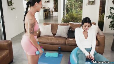 Ameena Green Sucks Her Trans Gym Partner Victoria Grants Big Cock