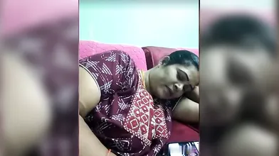 Hottest Tamil Bautyful Wife With Sexy Nighty Clear Audio