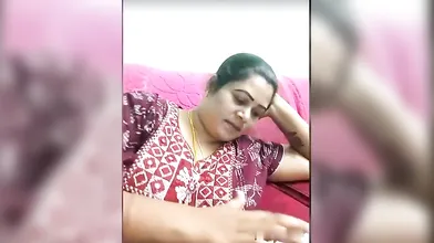 Hottest Tamil Bautyful Wife With Sexy Nighty Clear Audio