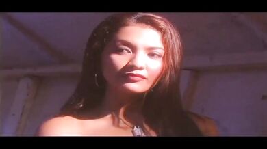 MARLBOROQUEENSEX - SCENE HOT CHANDRA LOUIS FILM xxx SUMANTO (2004)