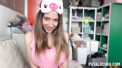 Old Man Fucks 19yr Old - Safira Yakkuza