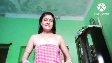 Rasili Bhabi Bed Cleaning