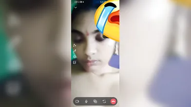 Slim girl nude video