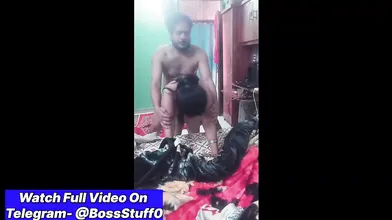 Horny Bihari ladki video call par boobs ke sath khelti hai