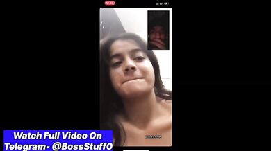Friend sath sexting karke desi girl boobs show karti hai MMS