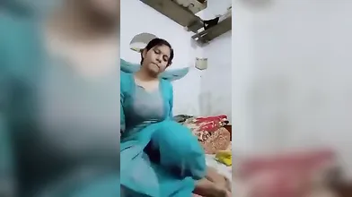 Village Girl Solo