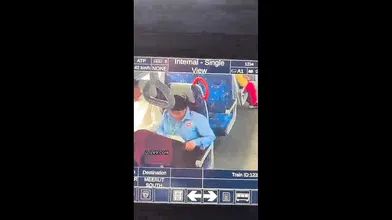 Teen School Girl Blowjob to BF & Fucked in Delhi Metro Train Viral MMS