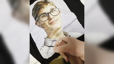 Cumshot tribut on hot printed Lucas scholle