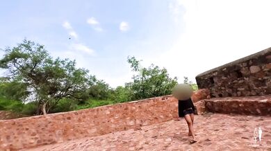 Smriti jain new outdoor fort security guard dare video
