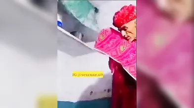 “Shodo Na Jao” Marwadi Bahu Gets Fucked By Naughty Sasur Ji In Kitchen