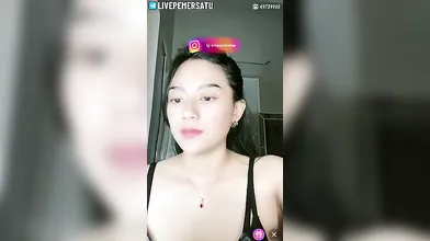 Mama Muda Jogetin Guling