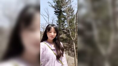 Mong In Public