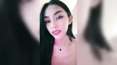 Indonesian Girl Selena Live (3)