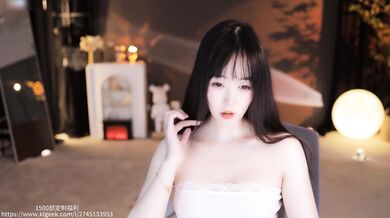 主播素柠大尺度定制
