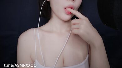ASMR Yeonchu 吮吸手指
