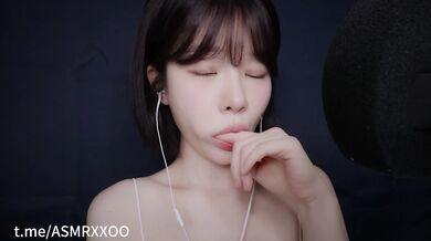 ASMR Yeonchu 吮吸手指