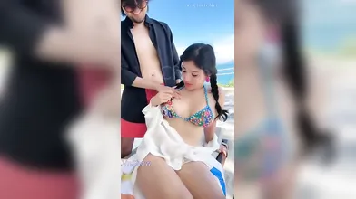 Em Idol MN_HaMy MMLive Dâm Tặc đang Livestream Show Hàng Thì Có Một Anh Tây Balo Ra Bóp Vú Và Cái Kết - VnChich.Vip - Tổng Hợp Clip Sex - Show Hàng - LiveStream Sex