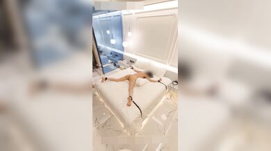 Dami_daa Whipped Punished - 四肢捆绑木棍打屁股调教母狗！！
