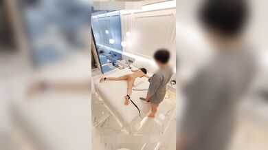 Dami_daa Whipped Punished - 四肢捆绑木棍打屁股调教母狗！！