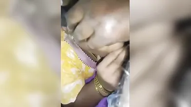 Mature tamil bhabhi ka blowjob lund ride