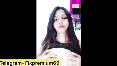 Beautiful girl ka nude videocall or masturbation