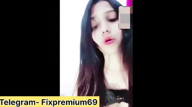 Beautiful girl ka nude videocall or masturbation