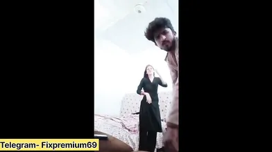 Sexy Paki News Ancher Sex scandal MMS leaked - Desimms