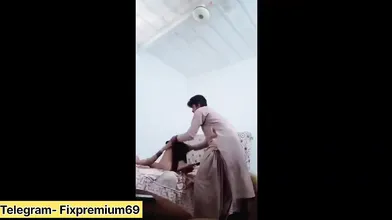 Sexy Paki News Ancher Sex scandal MMS leaked - Desimms