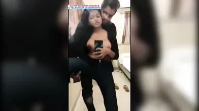 Girlfriend big boobs pressing sex mms tape in hotel Telegram @ZodxKing