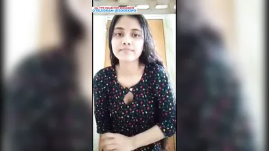 Horny Indian nude girl showing boobs and fingering pussy Telegram @ZodxKing