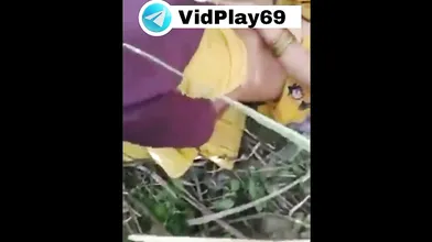 Gaon ki randi outdoor fucking - Threesome desi sexTelegram @VidPlay69