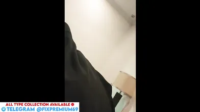 Pakistani Shy hijabi girlfriend caught camera when blowjob boyfriend