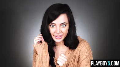 Brunette pornstar Whitney Wright shows us how to orgasm exactly