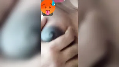 Mallu teacher boobs pressing show student?