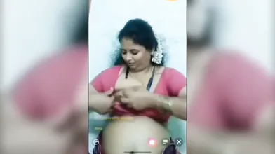 Gouthami reddy manthena sexy looking in pink saree removing blouse showing nude milky boobs in video call ???