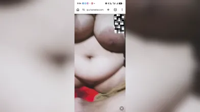 Bangladeshi Chamet live sexy bhabi big boobs or big pussy showing
